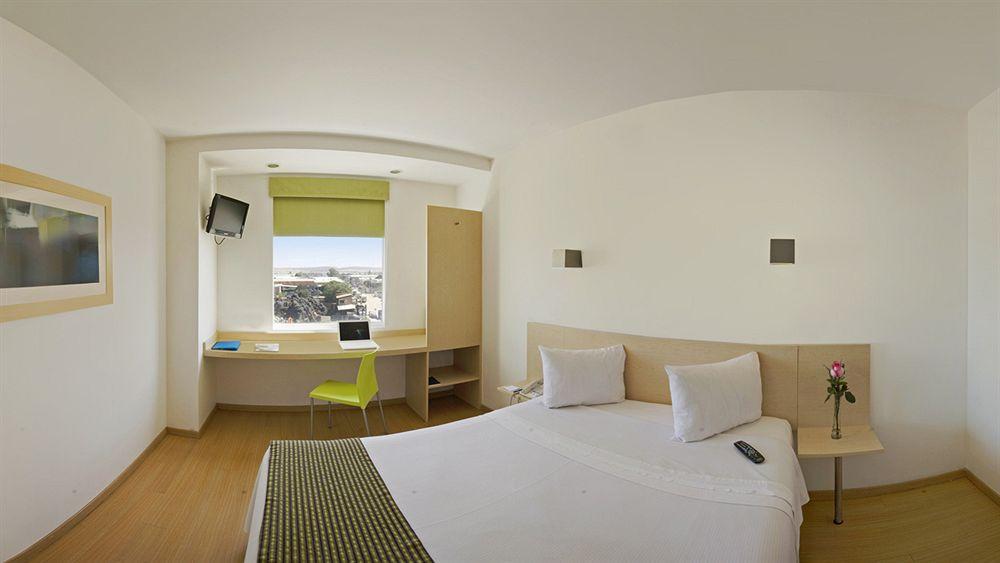 Hotel One Aguascalientes Sur Zimmer foto