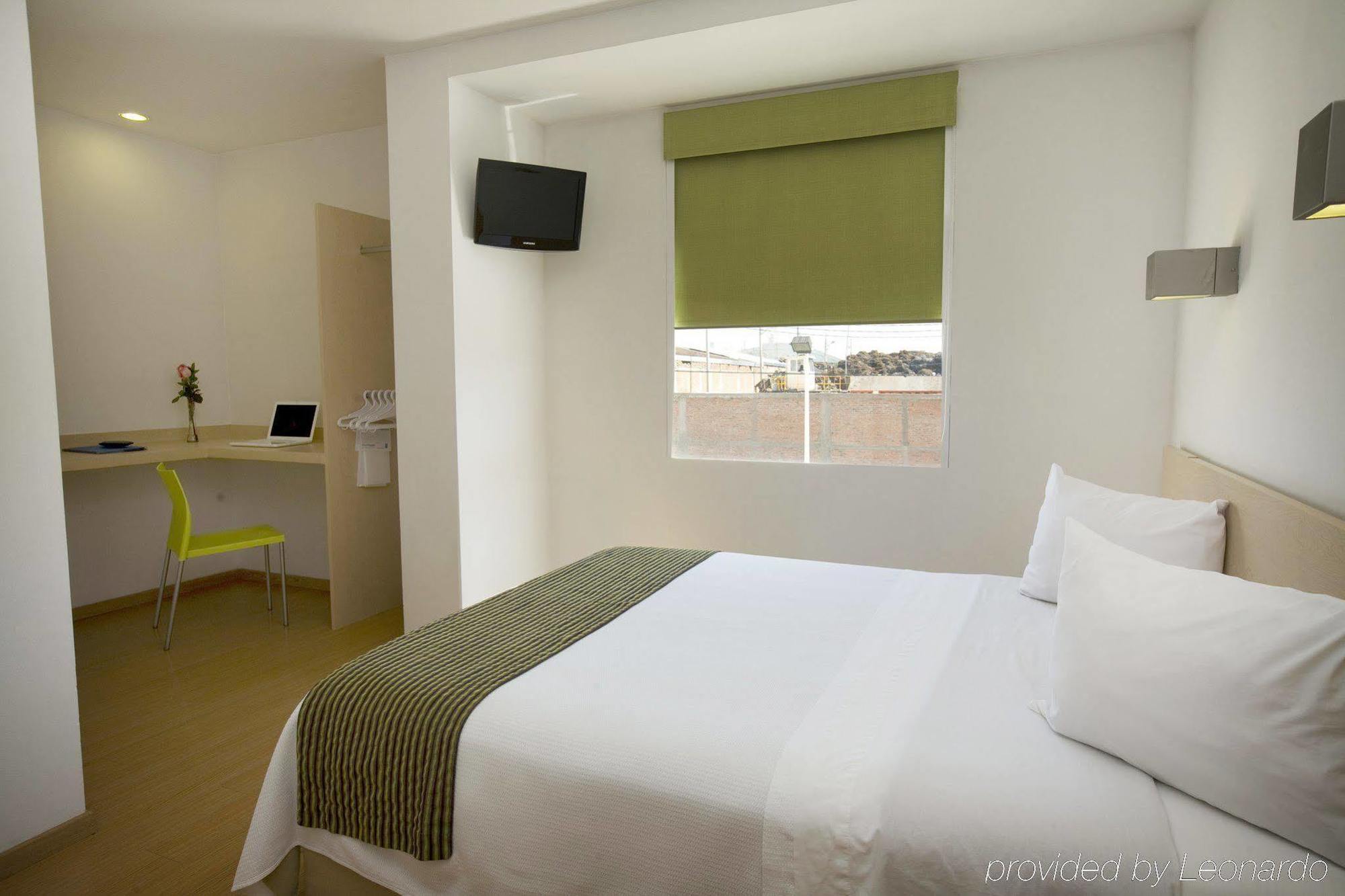 Hotel One Aguascalientes Sur Zimmer foto